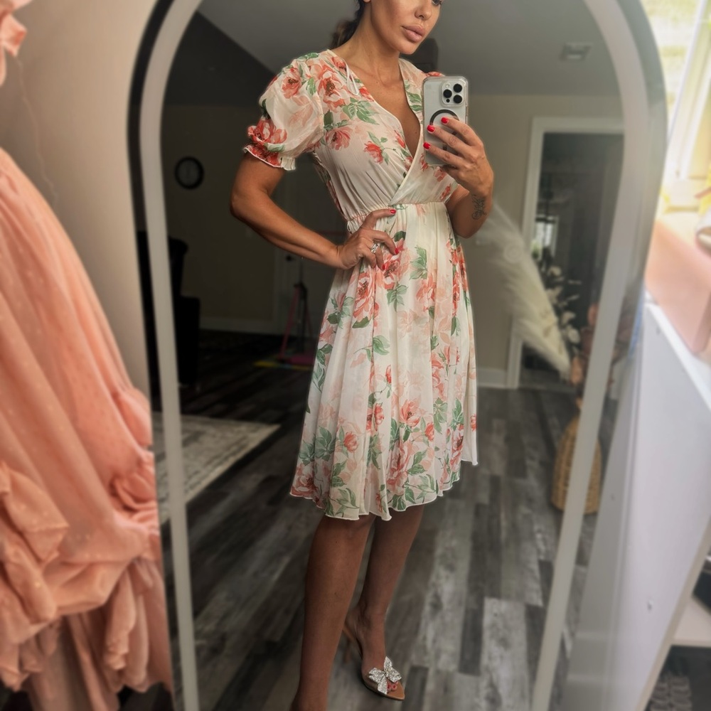 Floral Print V-Neck Dress